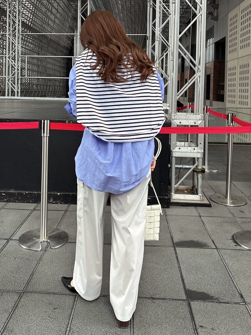 R.Kさんの「UNTITLED｜◆【洗える/スポーティー】ストレートカーゴパンツ」を使ったコーディネート