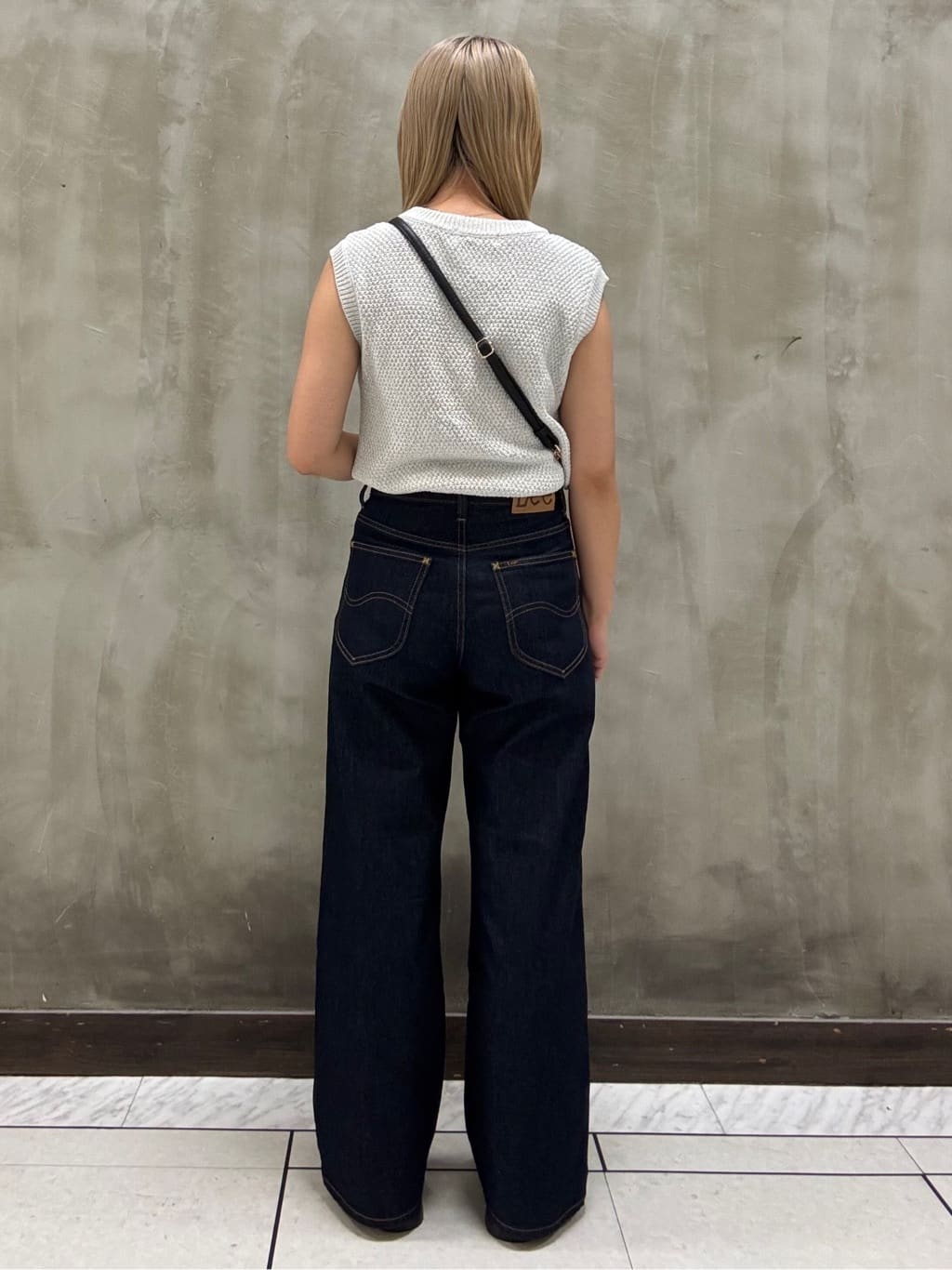 minaさんの「grove｜【Lee&times;grove別注】WIDE DENIM PANTS」を使ったコーディネート