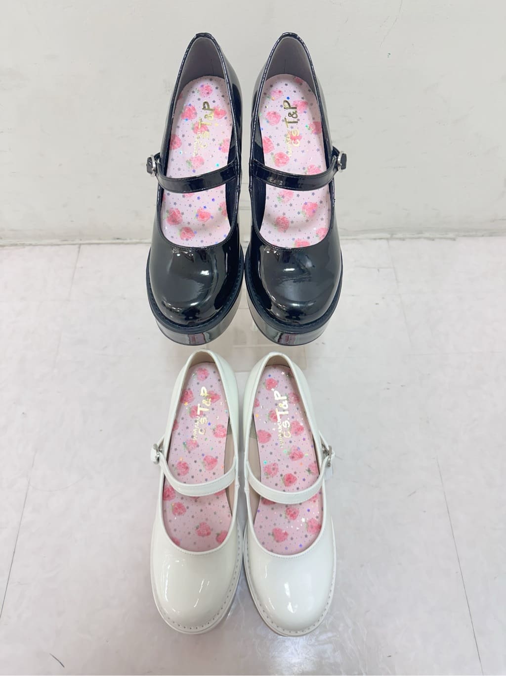 ayakaさんの「ESPERANZA｜厚底ヒールレースアップパンプス」を使ったコーディネート