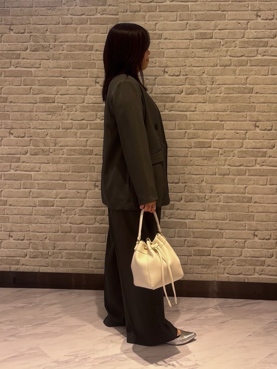 Akiさんの「INDIVI｜」を使ったコーディネート