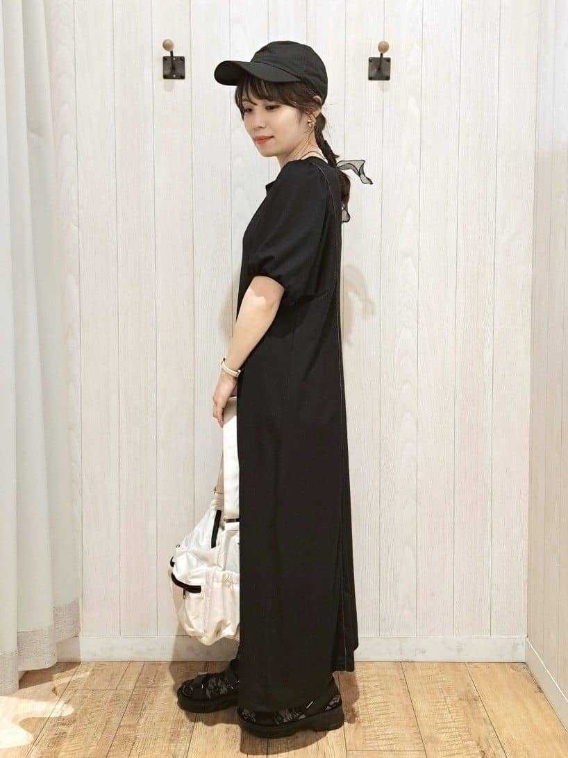 SAKIさんの「SHOO･LA･RUE｜」を使ったコーディネート