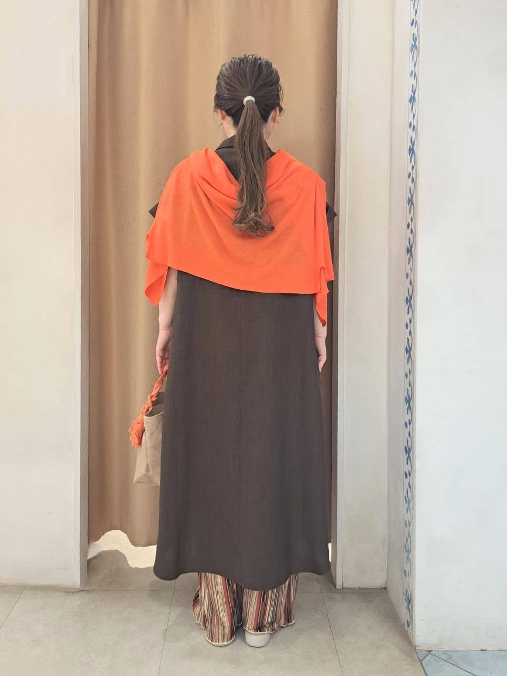 sho*さんの「SHOO･LA･RUE｜◆【洗える/S-LL】シアーネックがこなれ見え リブタンクトップ」を使ったコーディネート
