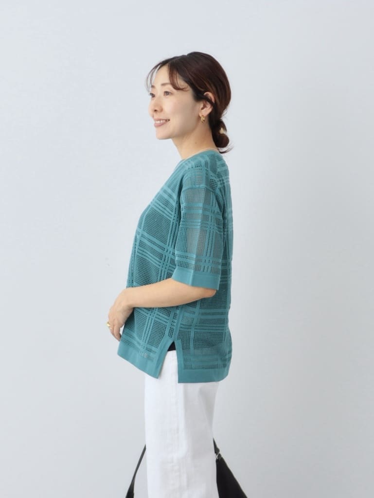 YUさんの「INDIVI｜◆【洗える】メッシュチェック柄ニット」を使ったコーディネート