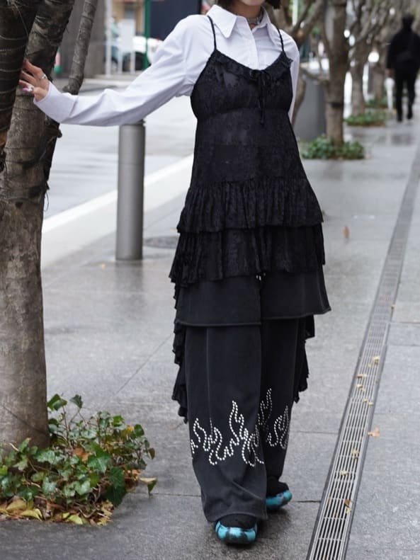 川本葵さんの「tk.TAKEO KIKUCHI｜◆K&rsquo;PJT by AOI 『Lightweight Pants』」を使ったコーディネート