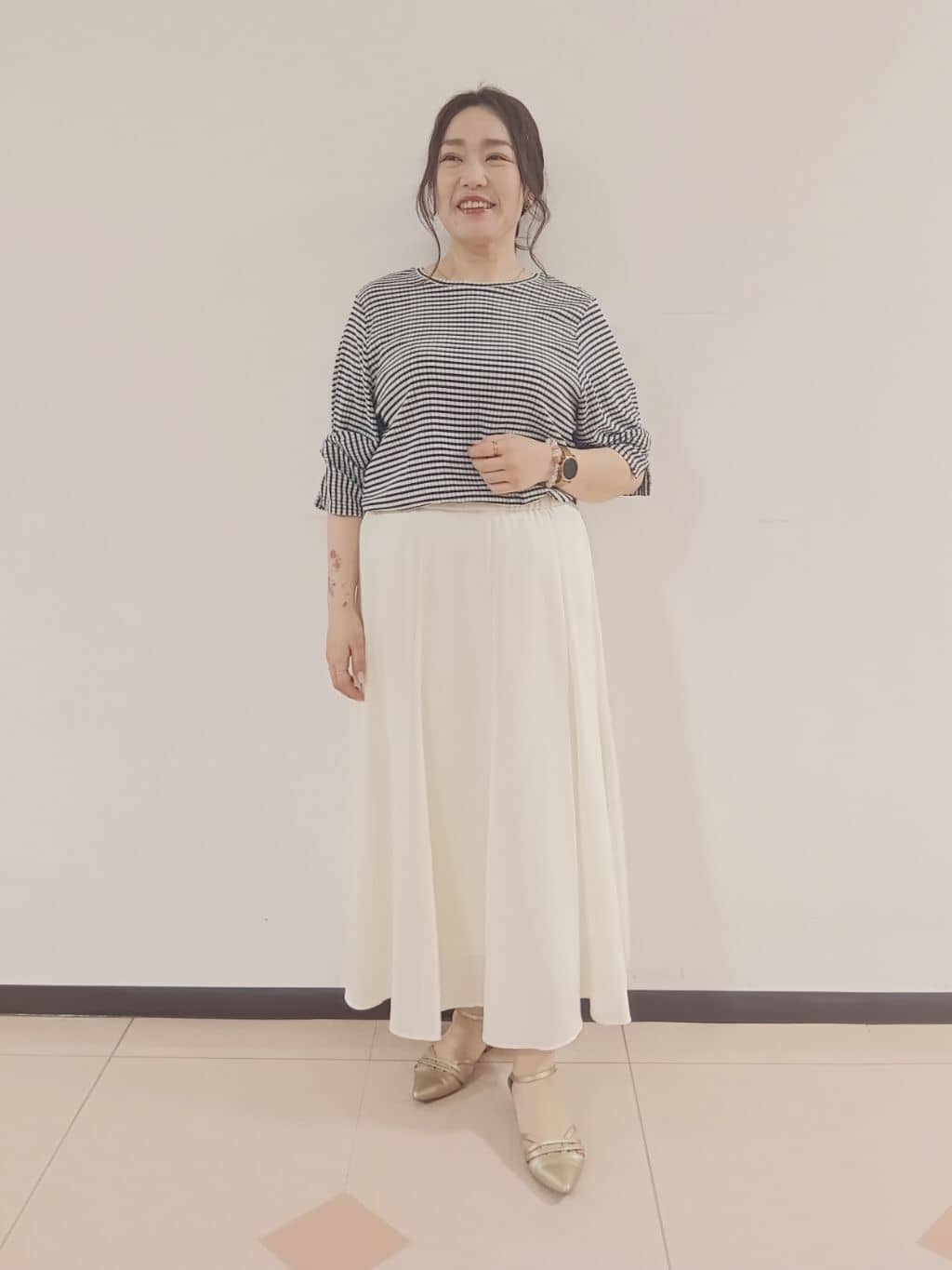 kaoさんの「INDIVI｜◆【洗える／吸水速乾／UVケア】ねじりデザイン袖カットソー」を使ったコーディネート