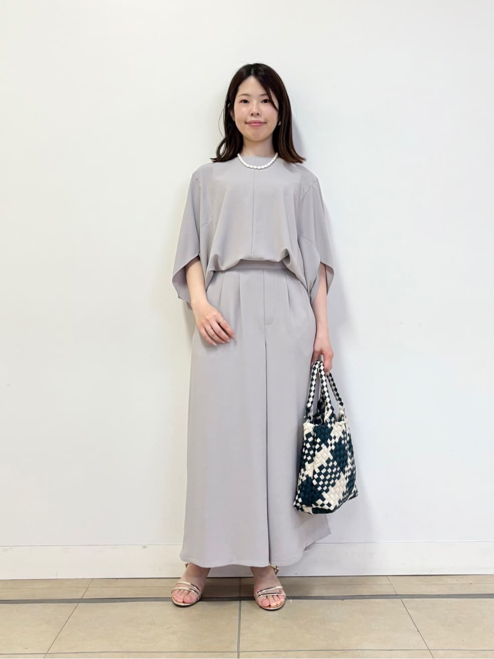 asamiさんの「UNTITLED｜◆シャイニーナローサンダル」を使ったコーディネート