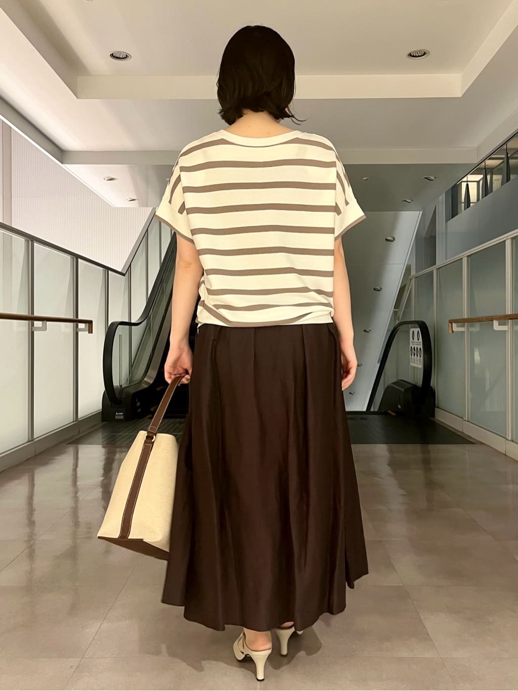 ちりんさんの「UNTITLED｜◆【セットアップ可能/手洗い可】リネン混フレアスカート」を使ったコーディネート