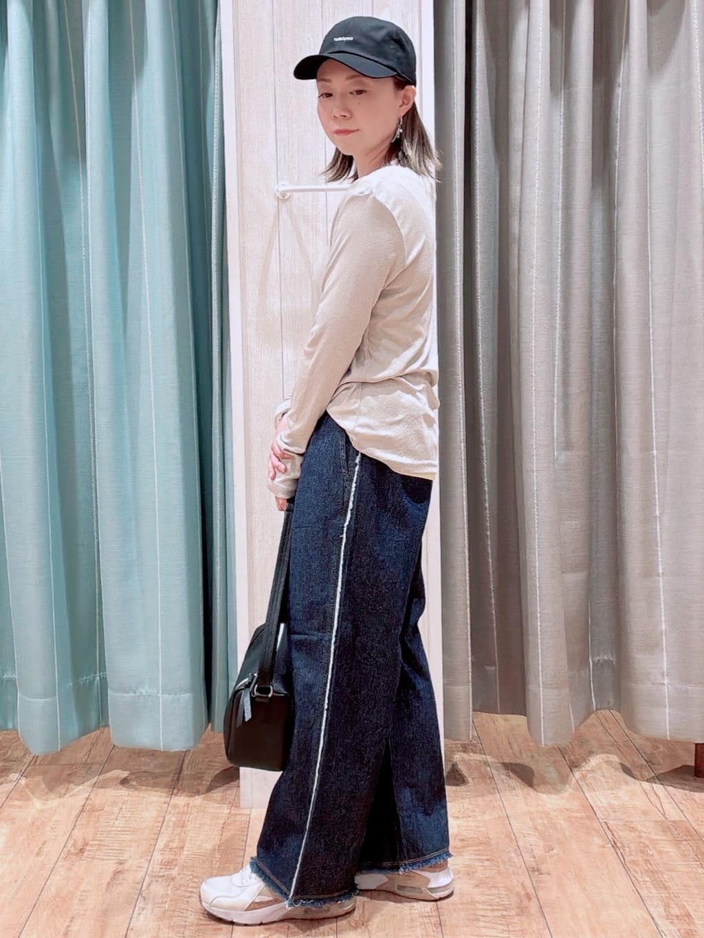 なみぞうさんの「SHOO･LA･RUE｜◆【洗える/S-LL/2点セット】1セットあると便利 シアーレイヤードロンTセット」を使ったコーディネート
