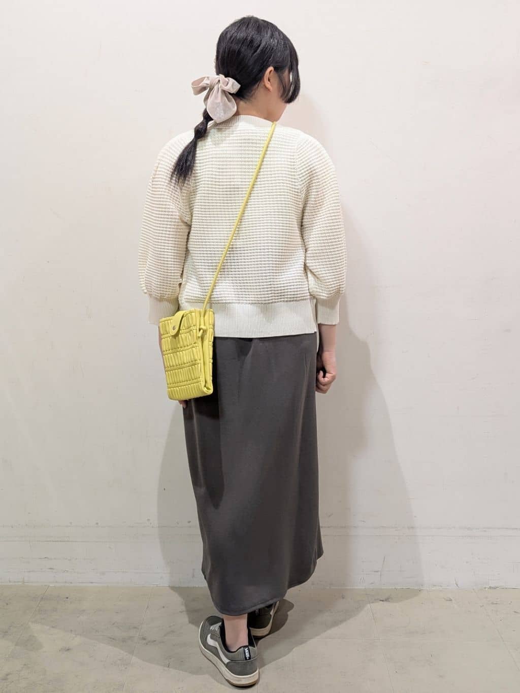たぼく。さんの「SHOO･LA･RUE｜◆【洗える/S-LL】シアーネックがこなれ見え リブタンクトップ」を使ったコーディネート
