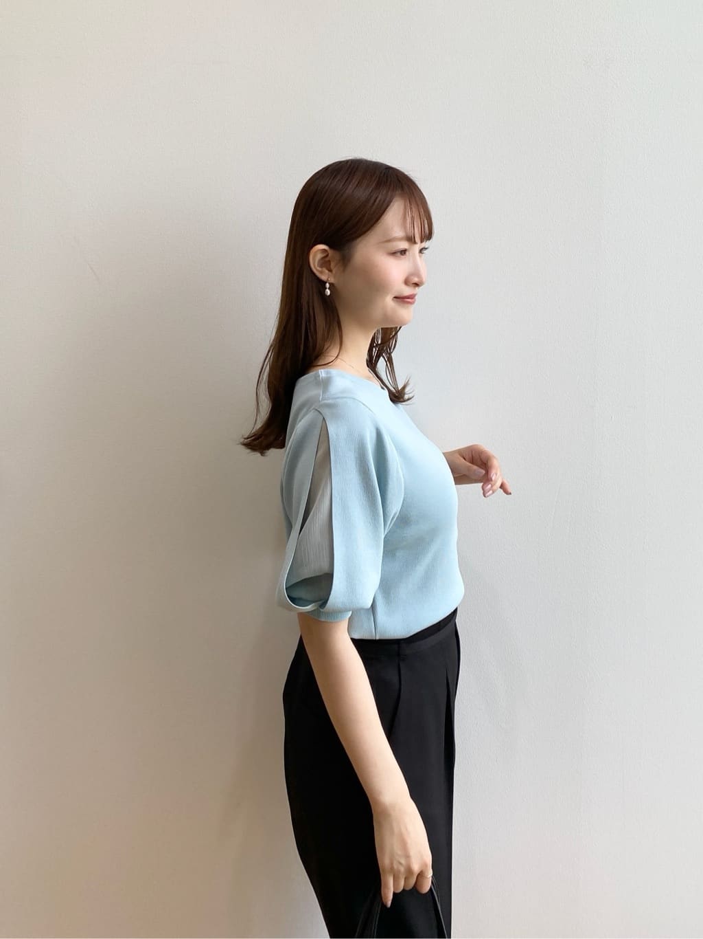 みさかさんの「index｜《6色展開／XS-LLサイズ》ドライタッチ デザインスリーブニット【洗濯機洗い可／接触冷感／抗ピル】」を使ったコーディネート