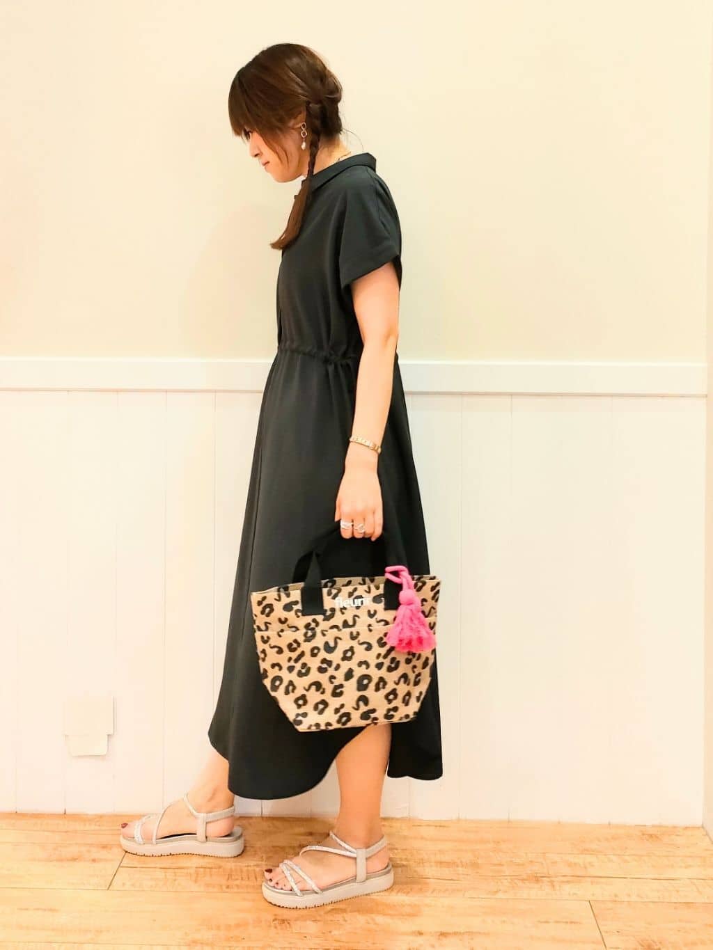 NMさんの「SHOO･LA･RUE｜◆キラキラループサンダル」を使ったコーディネート