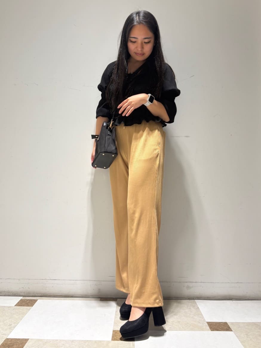 のはらっちょさんの「ESPERANZA｜チャンキーヒール厚底パンプス」を使ったコーディネート