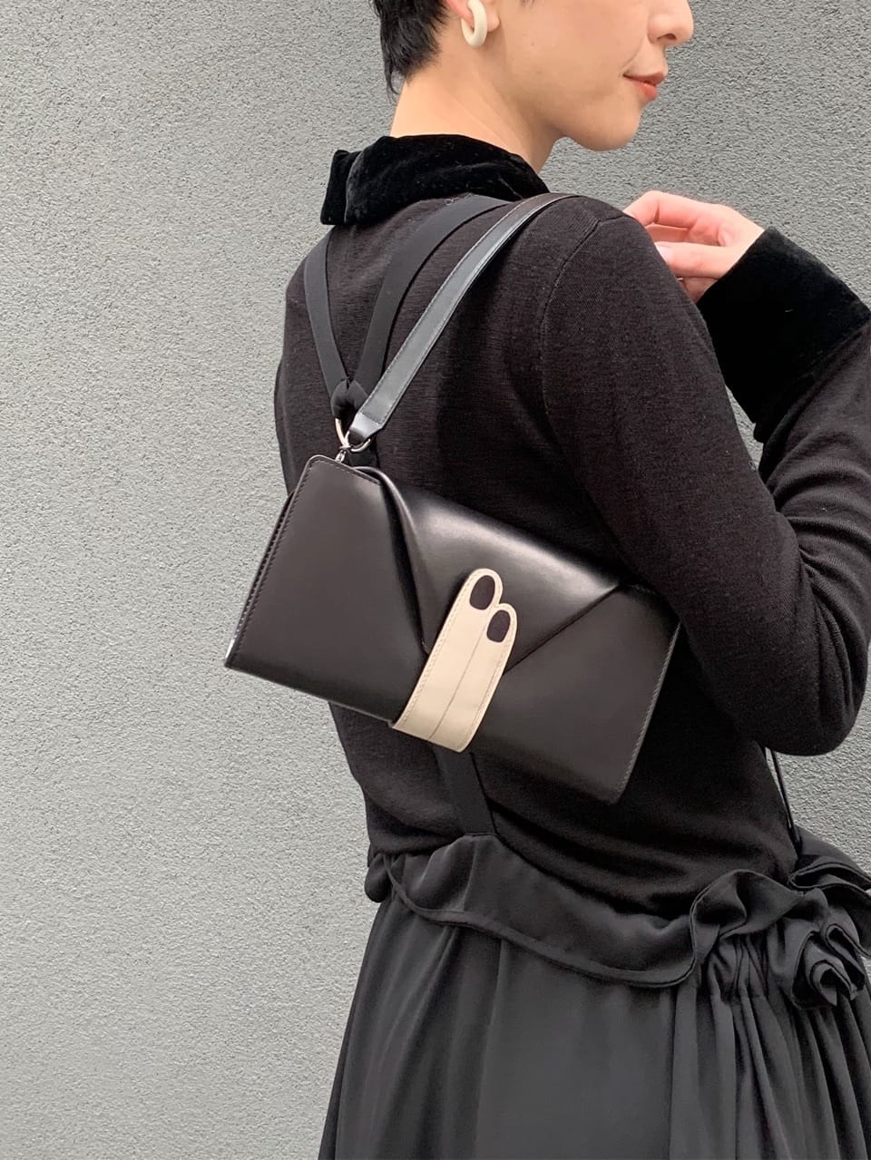 Kさんの「HIROKO HAYASHI｜LEO NECESSARIO（レオ ネチェサリオ）ショルダー付き長財布」を使ったコーディネート