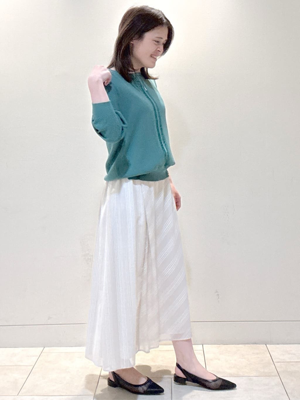 S&auml;K&iuml;さんの「Reflect｜◆【接触冷感／洗える／ジャケットインナーにおすすめ】レースデザインニット」を使ったコーディネート