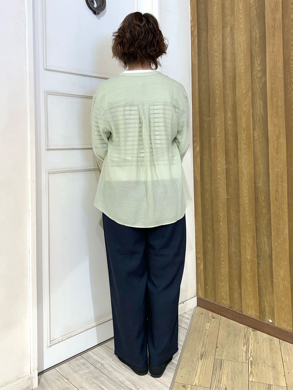 yuriyuriさんの「SHOO･LA･RUE｜◆【高レビュー/洗える/S-LL】季節の変わり目から活躍 5分袖ニット」を使ったコーディネート
