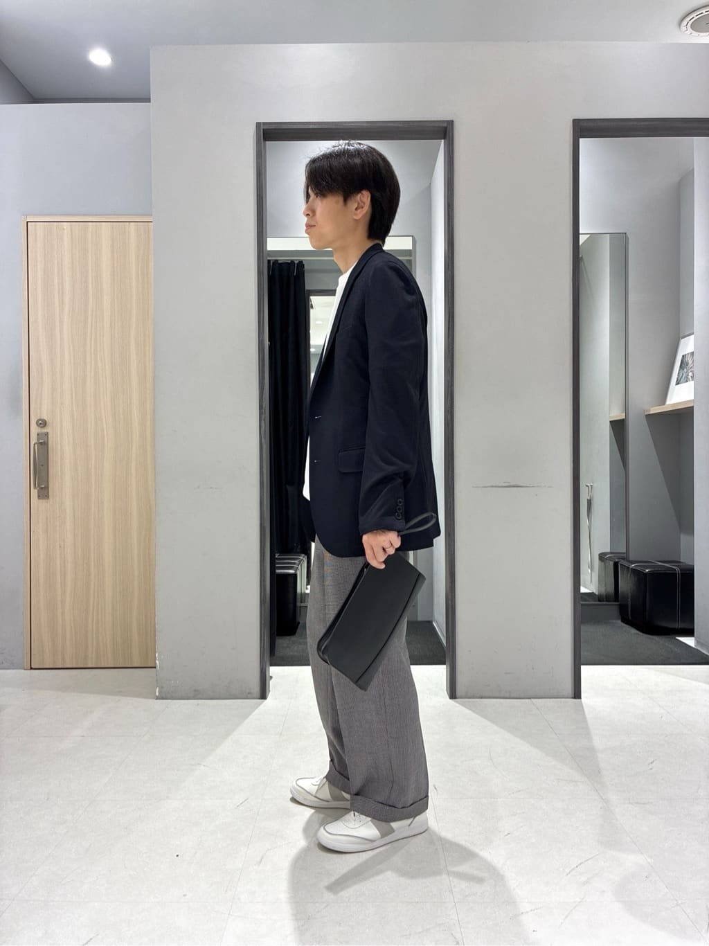 わいずみさんの「TAKEO KIKUCHI｜【抗菌防臭／5サイズ展開】ハイゲージポンチ Tシャツ」を使ったコーディネート