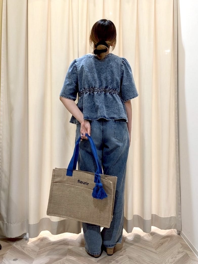 ゆりりんさんの「SHOO･LA･RUE｜」を使ったコーディネート