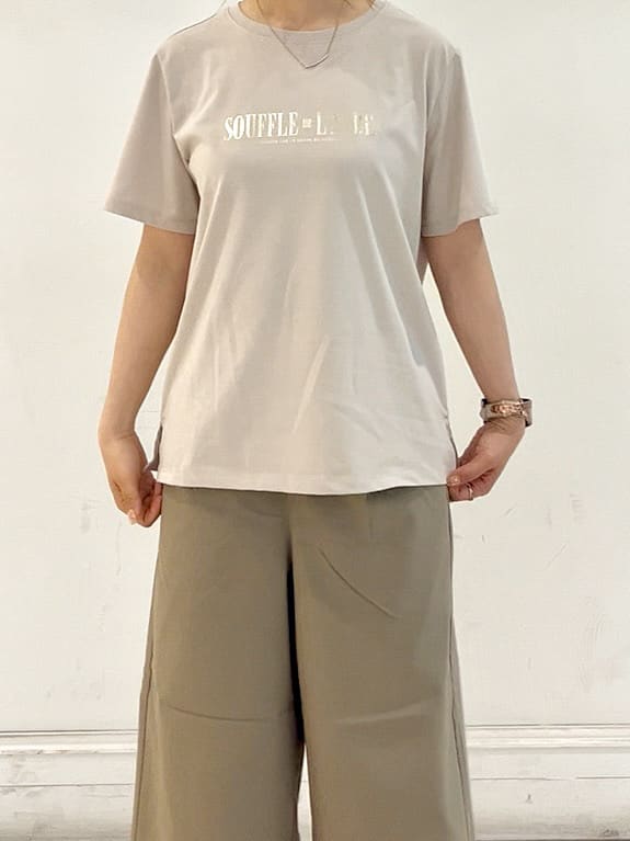 saito.さんの「grove｜サマーハイパーストレッチワイドパンツ」を使ったコーディネート