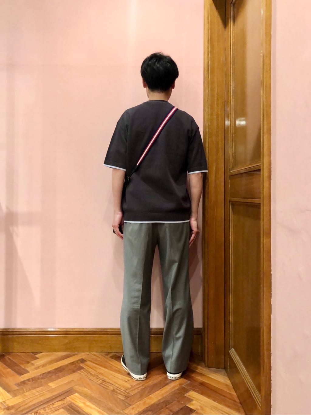 OKJさんの「DRESSTERIOR｜【撥水仕様】シュリンクレザー ショルダーバッグ」を使ったコーディネート
