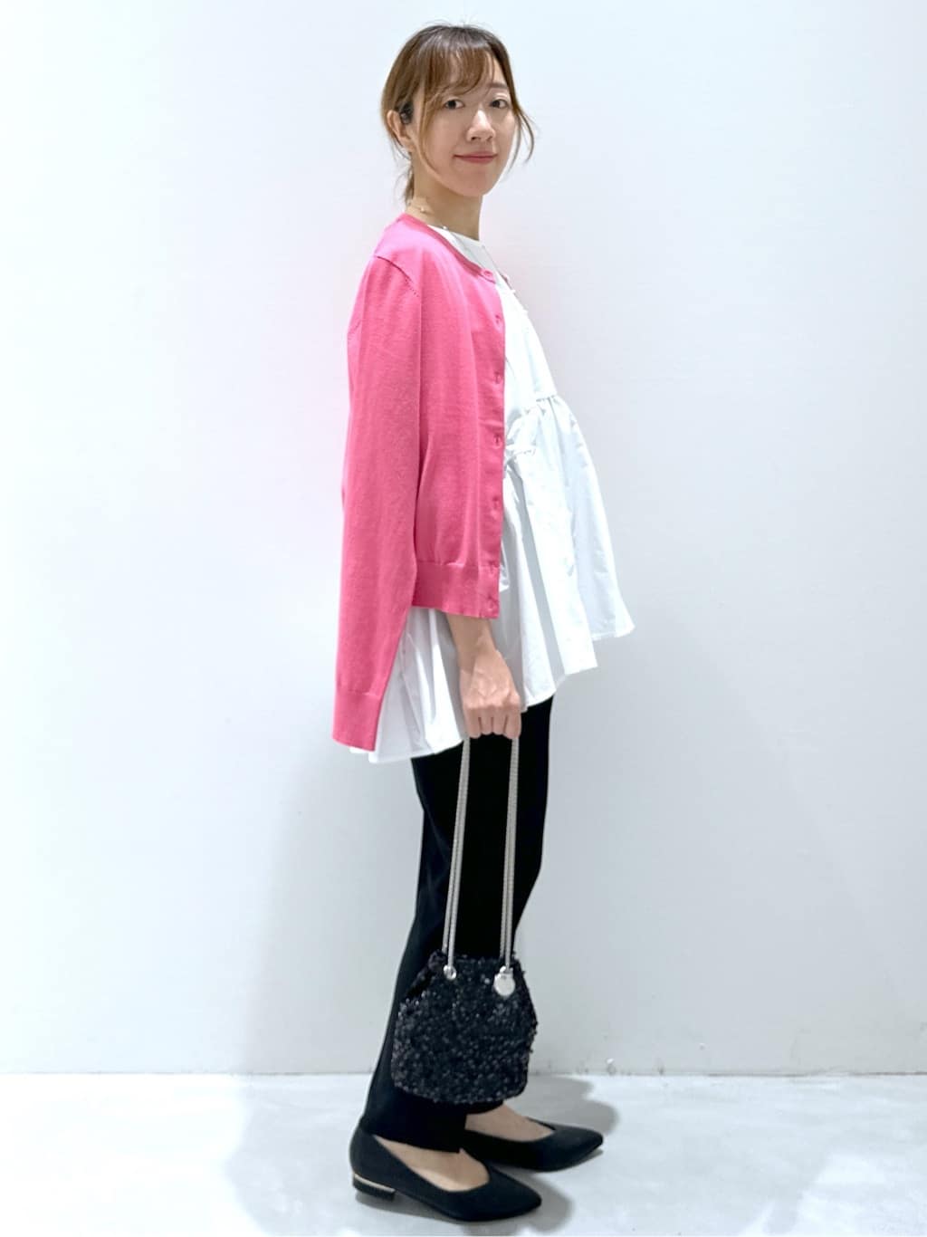 yukaさんの「OPAQUE.CLIP｜◆ペプラムドッキングカットソー【洗濯機洗い可】」を使ったコーディネート