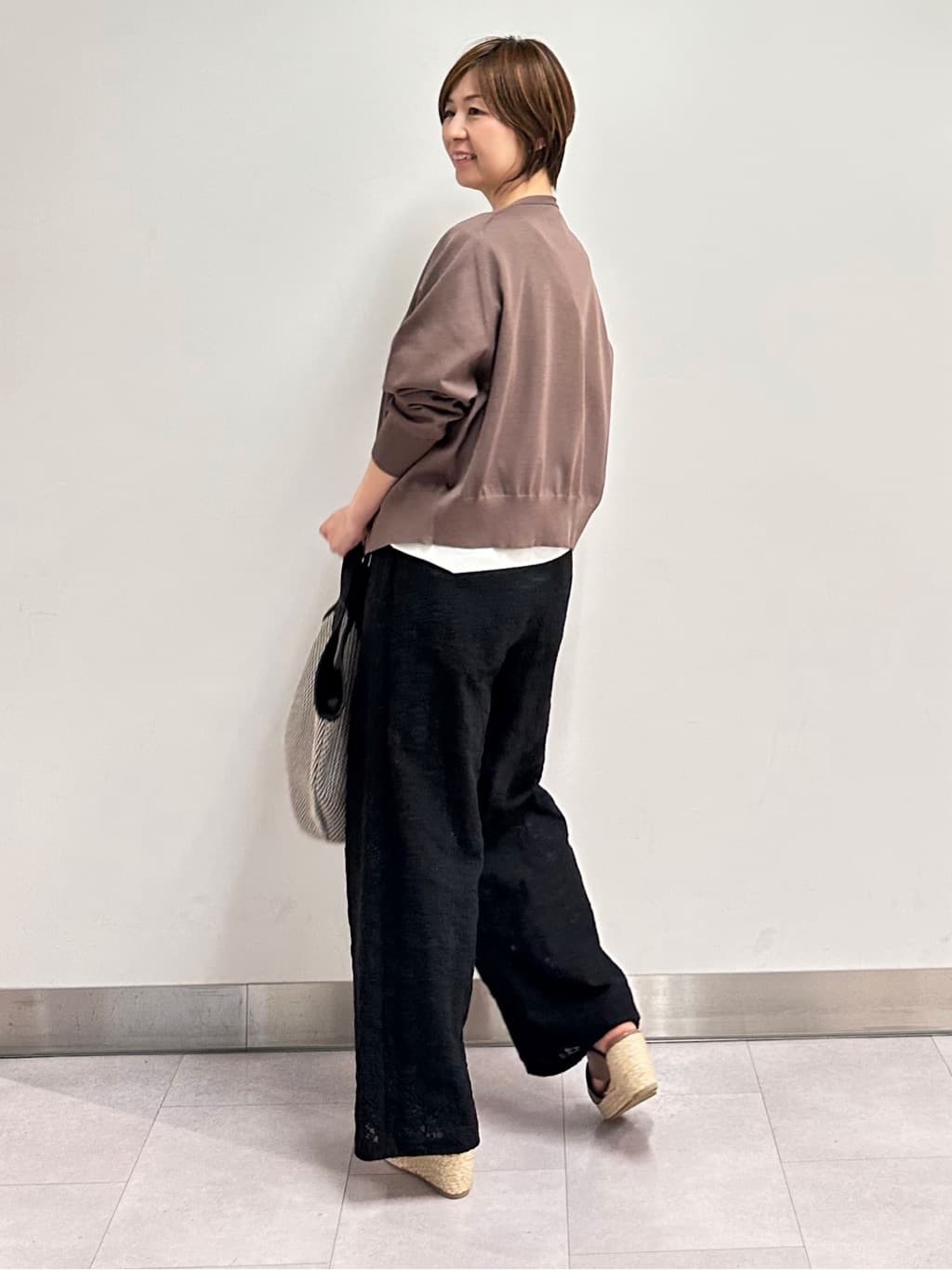 みなこさんの「UNTITLED｜◆【セットアップ可能/接触冷感/イージーケア】リラクミスト　ハーフスリーブジャケット」を使ったコーディネート