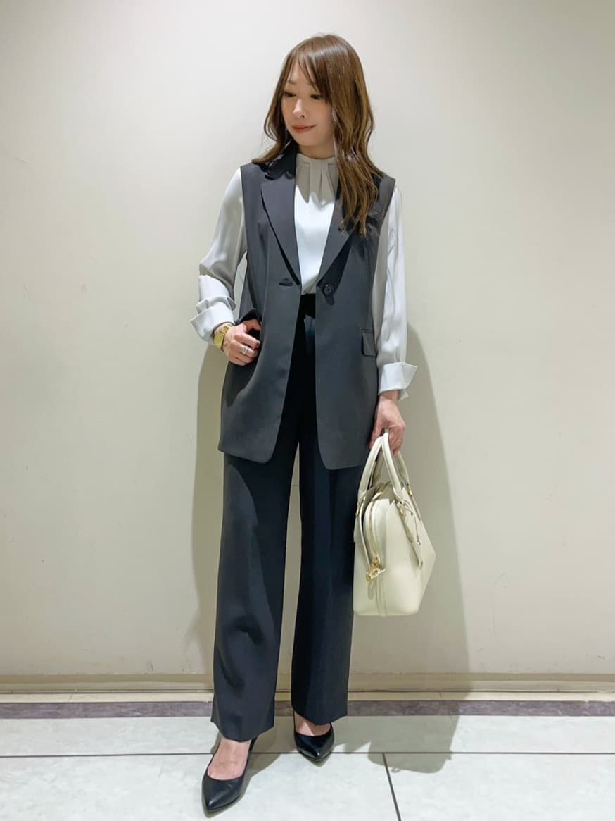 sattoさんの「UNTITLED｜【日本製・本革】Comfit Dresser Pumps（コンフィットドレッサーパンプス）」を使ったコーディネート