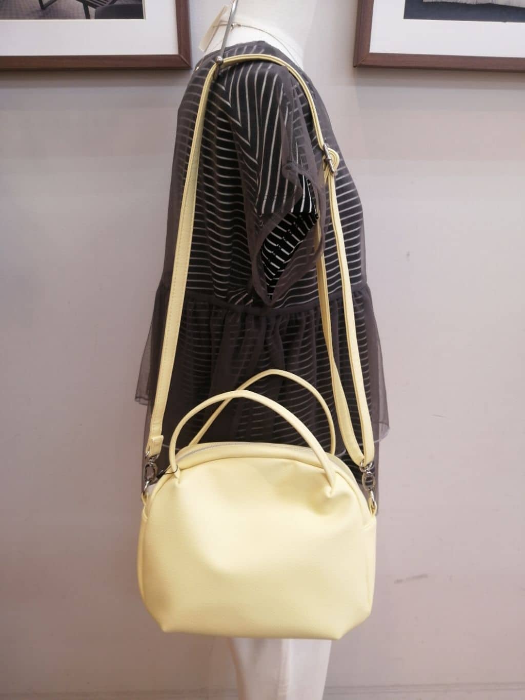 maiさんの「SHOO･LA･RUE｜◆【洗える/SS-3L/美脚シルエット】アクティブ派のデニム イージーテーパードパンツ」を使ったコーディネート