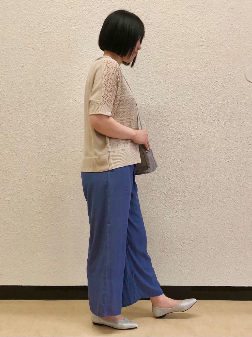 Tsuruさんの「SHOO･LA･RUE｜◆【洗える/S-LL/2点セット】着るだけでコーデが決まる 透かし柄ドルマンニット＋タンクトップ」を使ったコーディネート