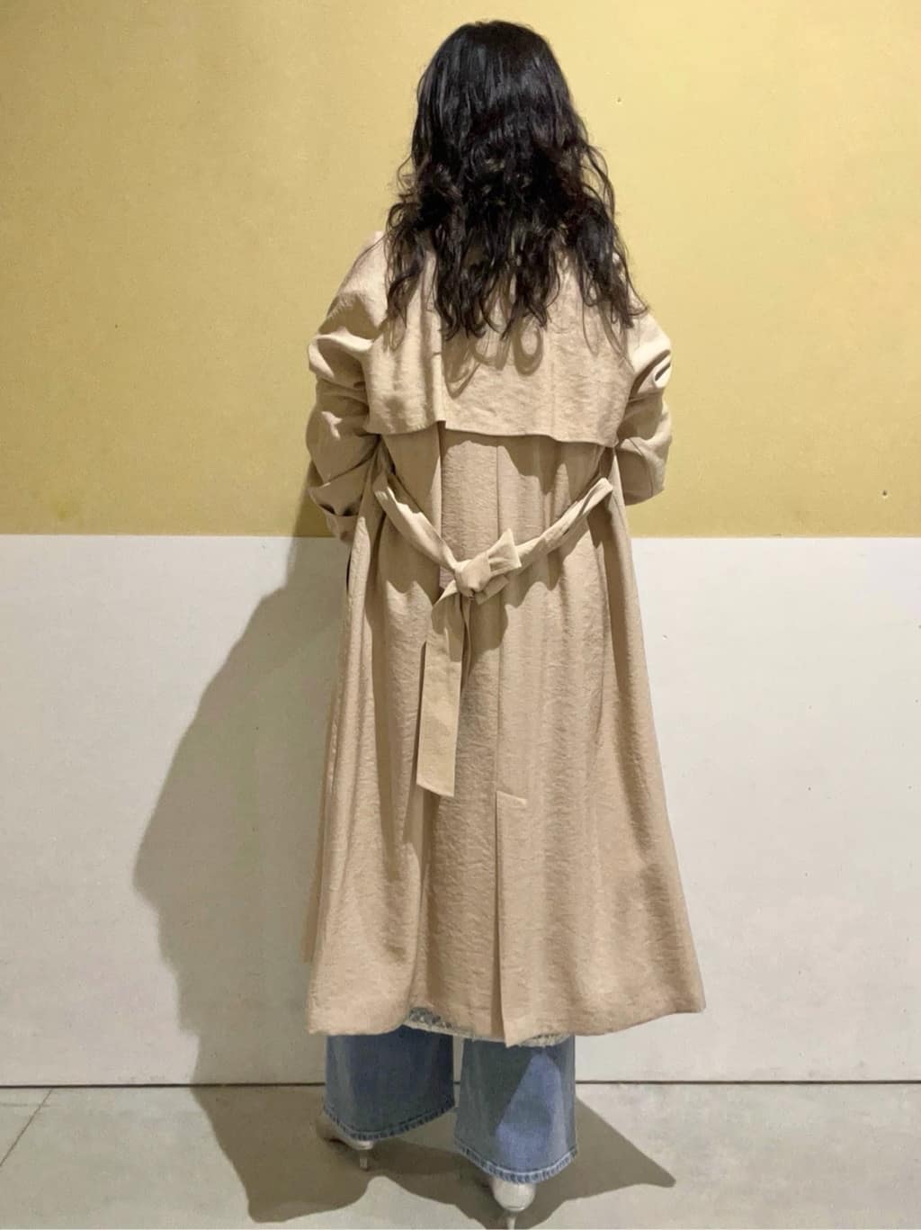 YO-KOさんの「OPAQUE.CLIP｜◆《大人百花掲載》リラクシートレンチコート【洗える】」を使ったコーディネート