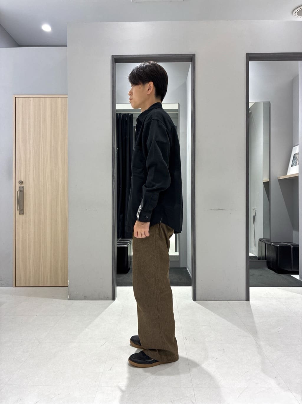 わいずみさんの「TAKEO KIKUCHI｜フルベジタンニンレザー バックパック」を使ったコーディネート