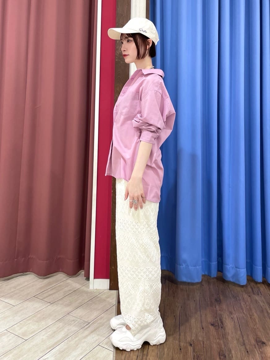 るるさんの「SHOO･LA･RUE｜◆【洗える/S-LL/UV/吸水速乾】洗濯後しわになりにくいリネンブレンドシャツ」を使ったコーディネート