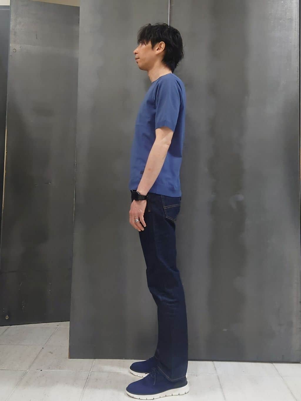 kawamuさんの「TAKEO KIKUCHI｜【モンスターストレッチ】日本製 ワンウォッシュ デニムパンツ」を使ったコーディネート