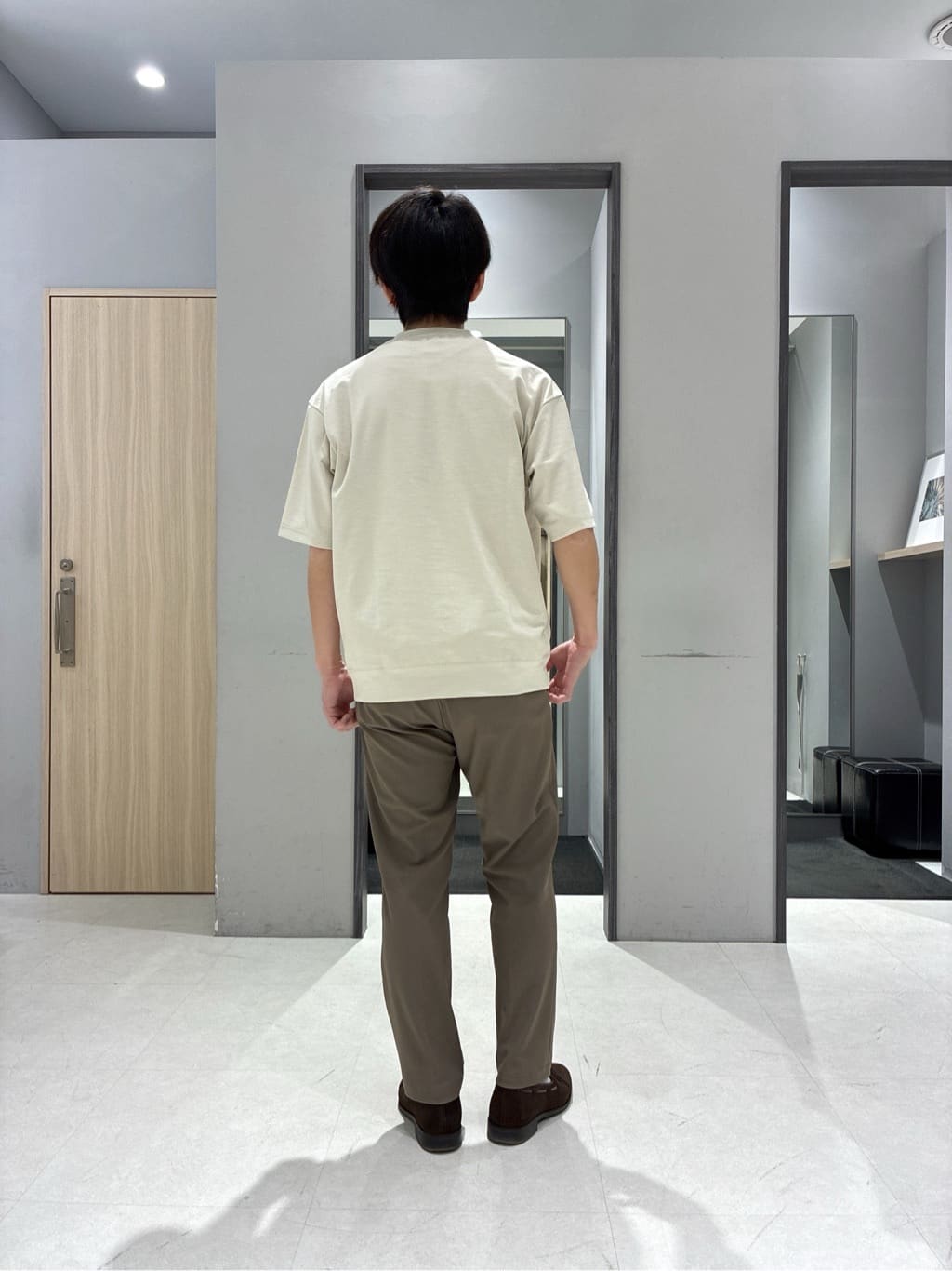 わいずみさんの「TAKEO KIKUCHI｜【抗菌防臭／5サイズ展開】ハイゲージポンチ Tシャツ」を使ったコーディネート