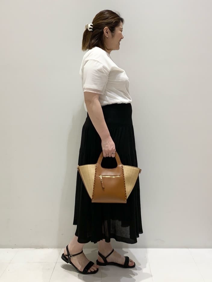 みいちゃんさんの「grove｜」を使ったコーディネート