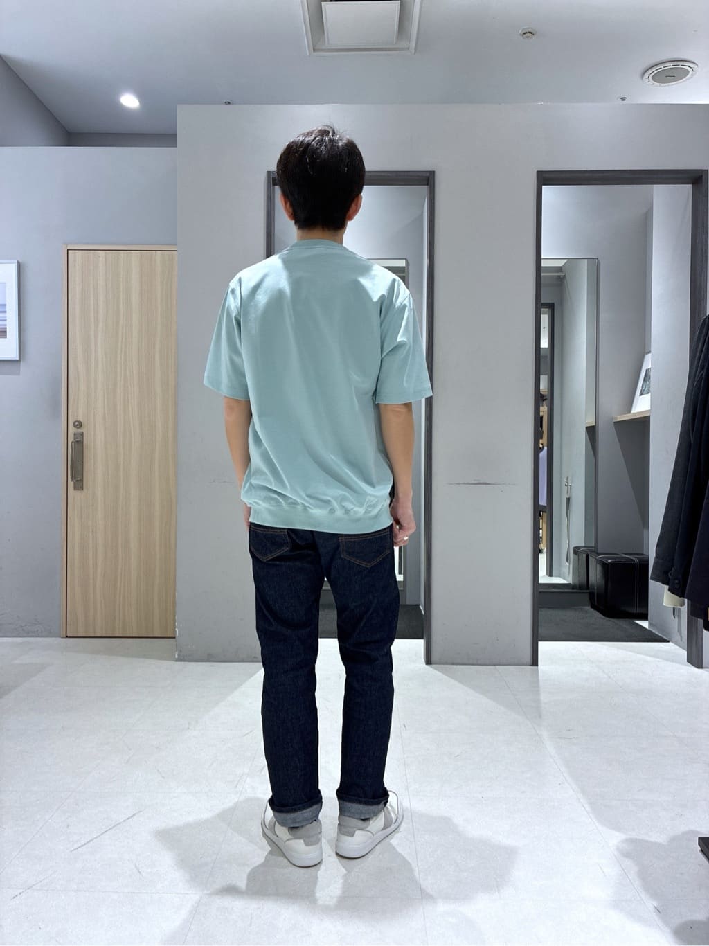 わいずみさんの「TAKEO KIKUCHI｜【抗菌防臭／5サイズ展開】ハイゲージポンチ Tシャツ」を使ったコーディネート
