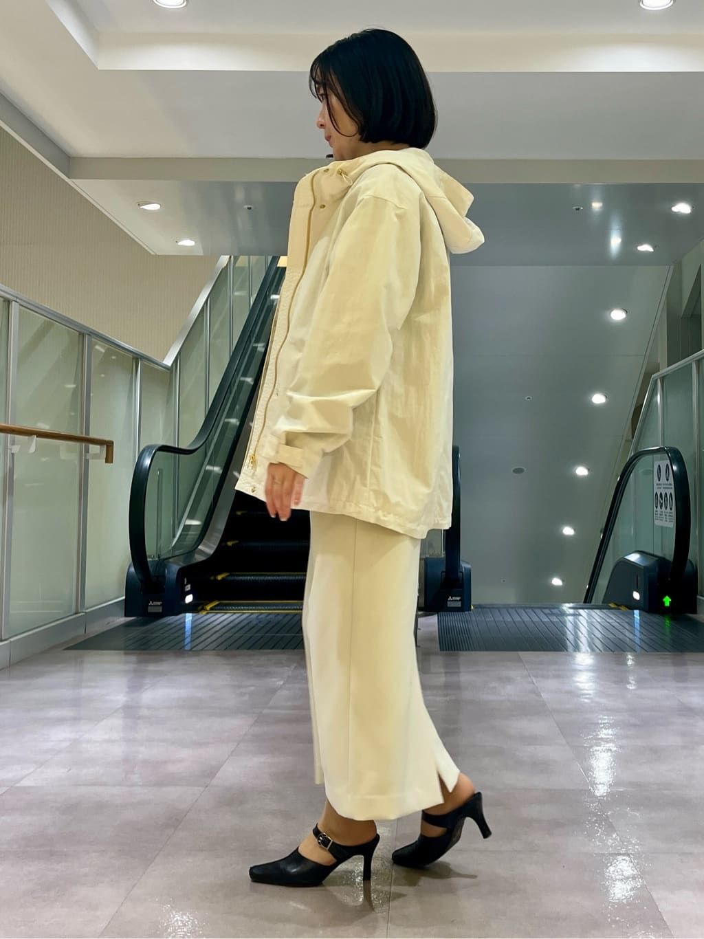 ちりんさんの「UNTITLED｜◆【セットアップ可能】スポンディッシュプルオーバー」を使ったコーディネート