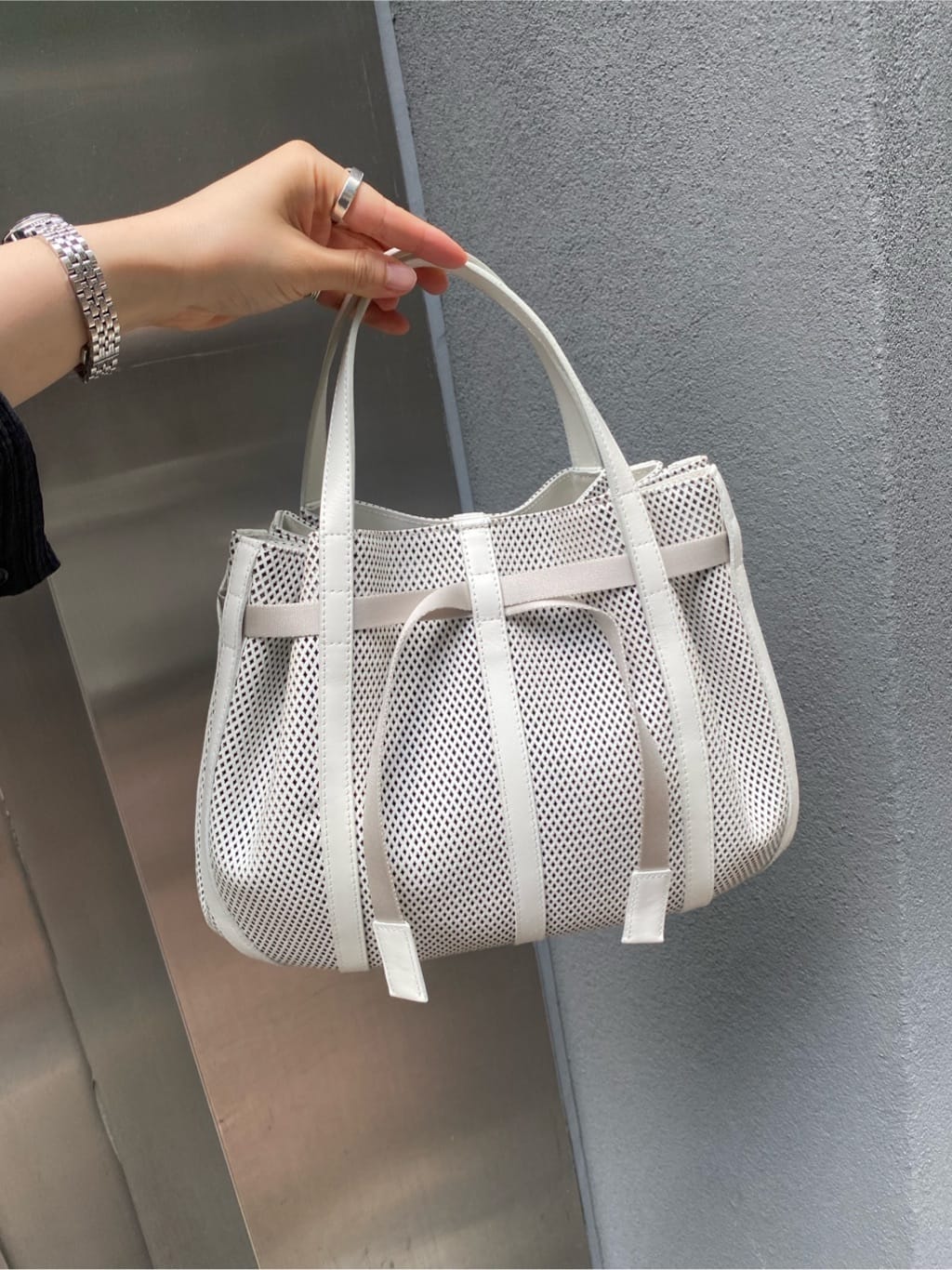 Uさんの「HIROKO HAYASHI｜PANIER（パニエ） ハンドバッグ」を使ったコーディネート