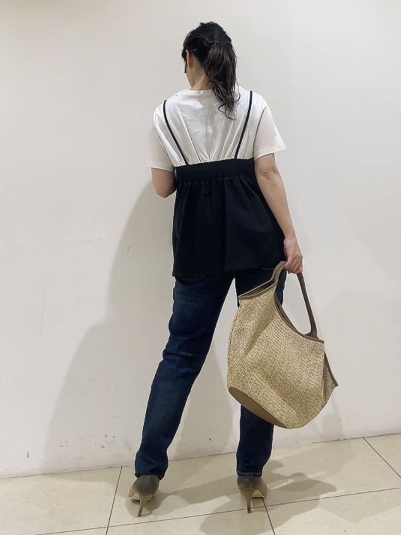 watanabeさんの「UNTITLED｜【Healthy DENIM&times;UNTITLED】別注 R Mrytle（リマートル）テーパードデニム」を使ったコーディネート