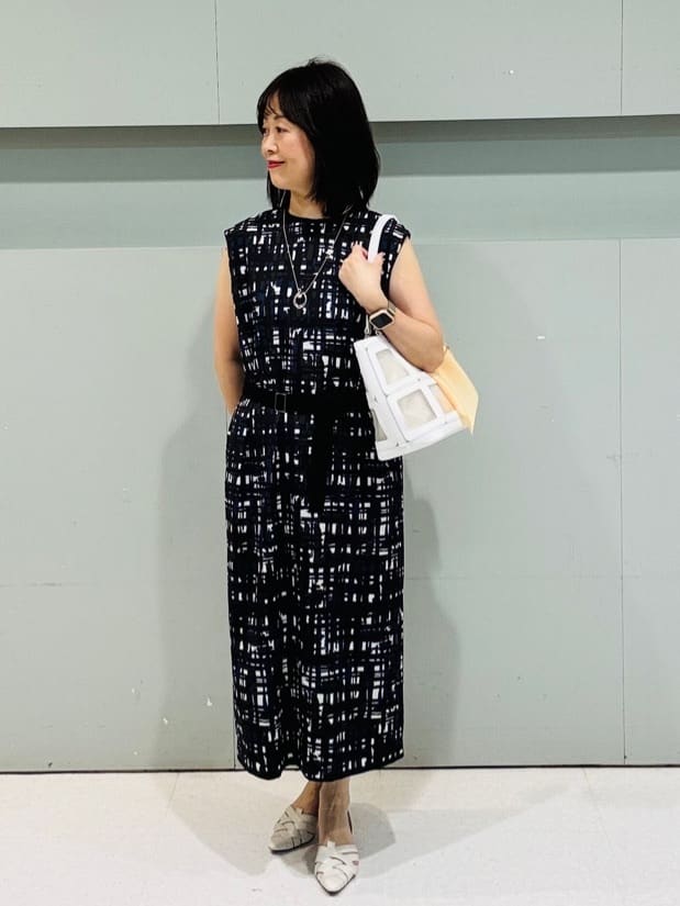 makiさんの「UNTITLED｜フープトップネックレス」を使ったコーディネート