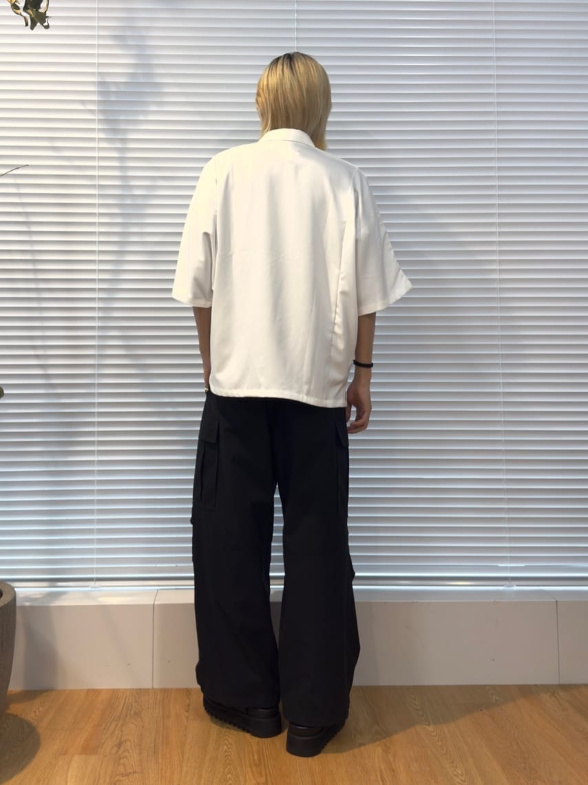 simさんの「tk.TAKEO KIKUCHI｜◆【WEB限定】無地/花柄アソートドレープ半袖シャツ」を使ったコーディネート