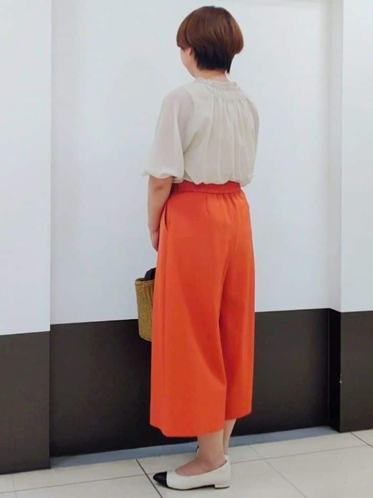 じゅりさんの「Reflect｜◆【洗える】タックスカート風ワイドパンツ」を使ったコーディネート