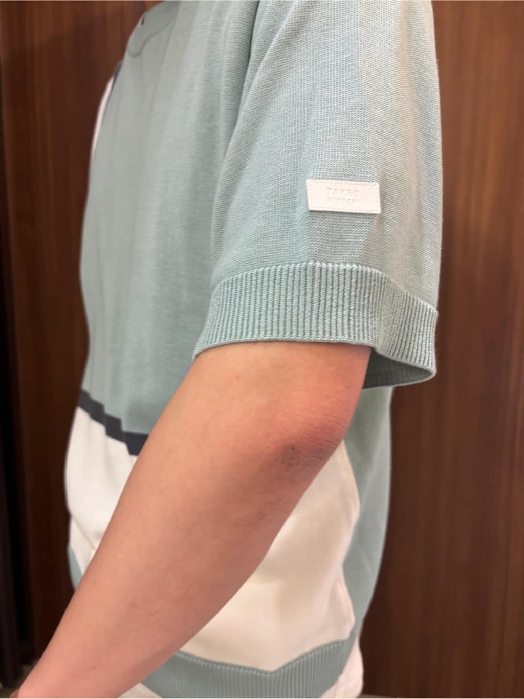 中村さんの「TAKEO KIKUCHI｜【Sサイズ～】ストレッチ デニム パンツ」を使ったコーディネート