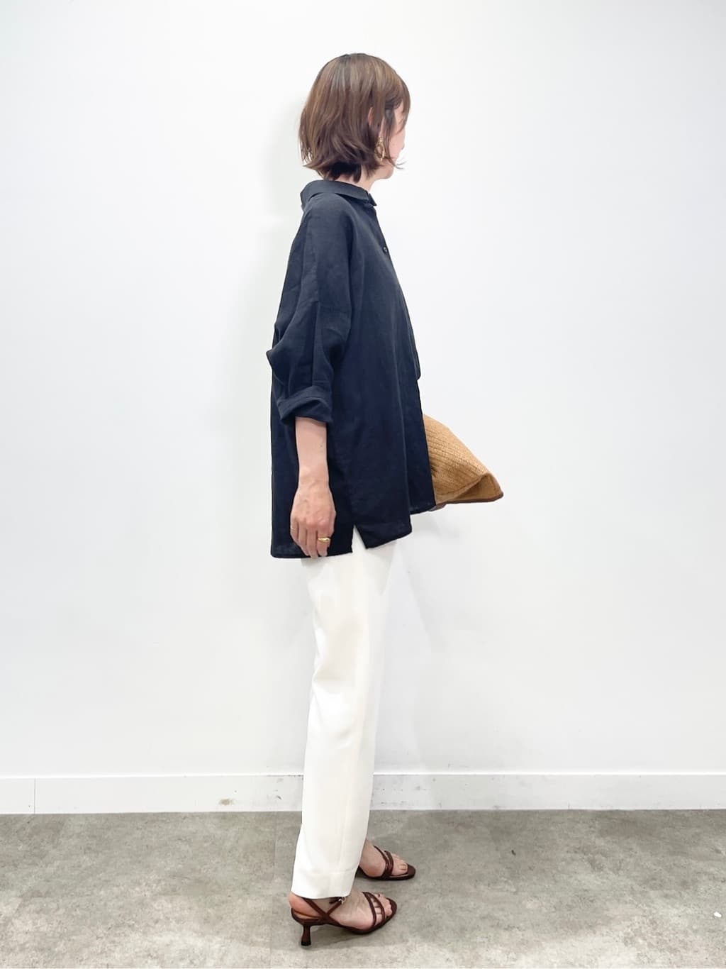 KAYOさんの「UNTITLED｜◆【SAUTHS】リネンシャツ」を使ったコーディネート
