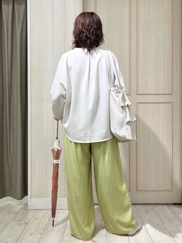 kaneさんの「SHOO･LA･RUE｜◆【高レビュー】洗えてサラサラ ニットパンプス」を使ったコーディネート