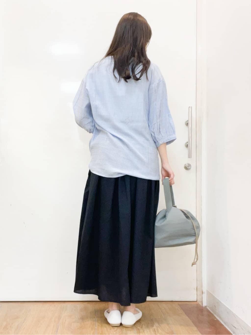 sakiさんの「SHOO･LA･RUE｜◆ワンハンドル巾着保冷バッグ」を使ったコーディネート