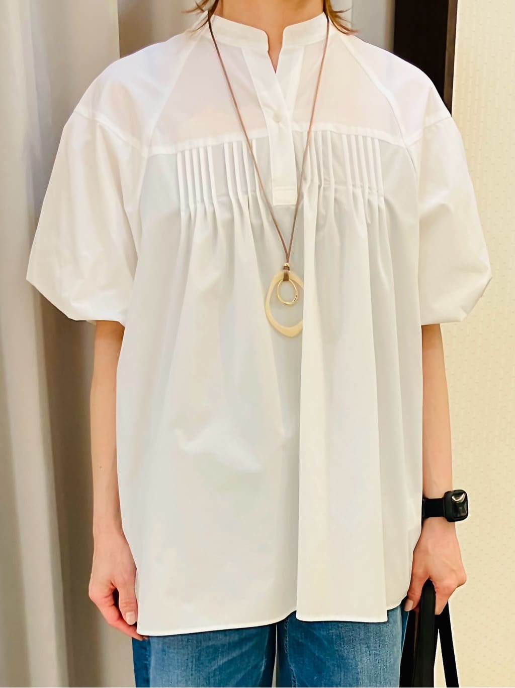 YUKIさんの「INDIVI｜【褒められデニム】ワイドストレート デニムパンツ」を使ったコーディネート