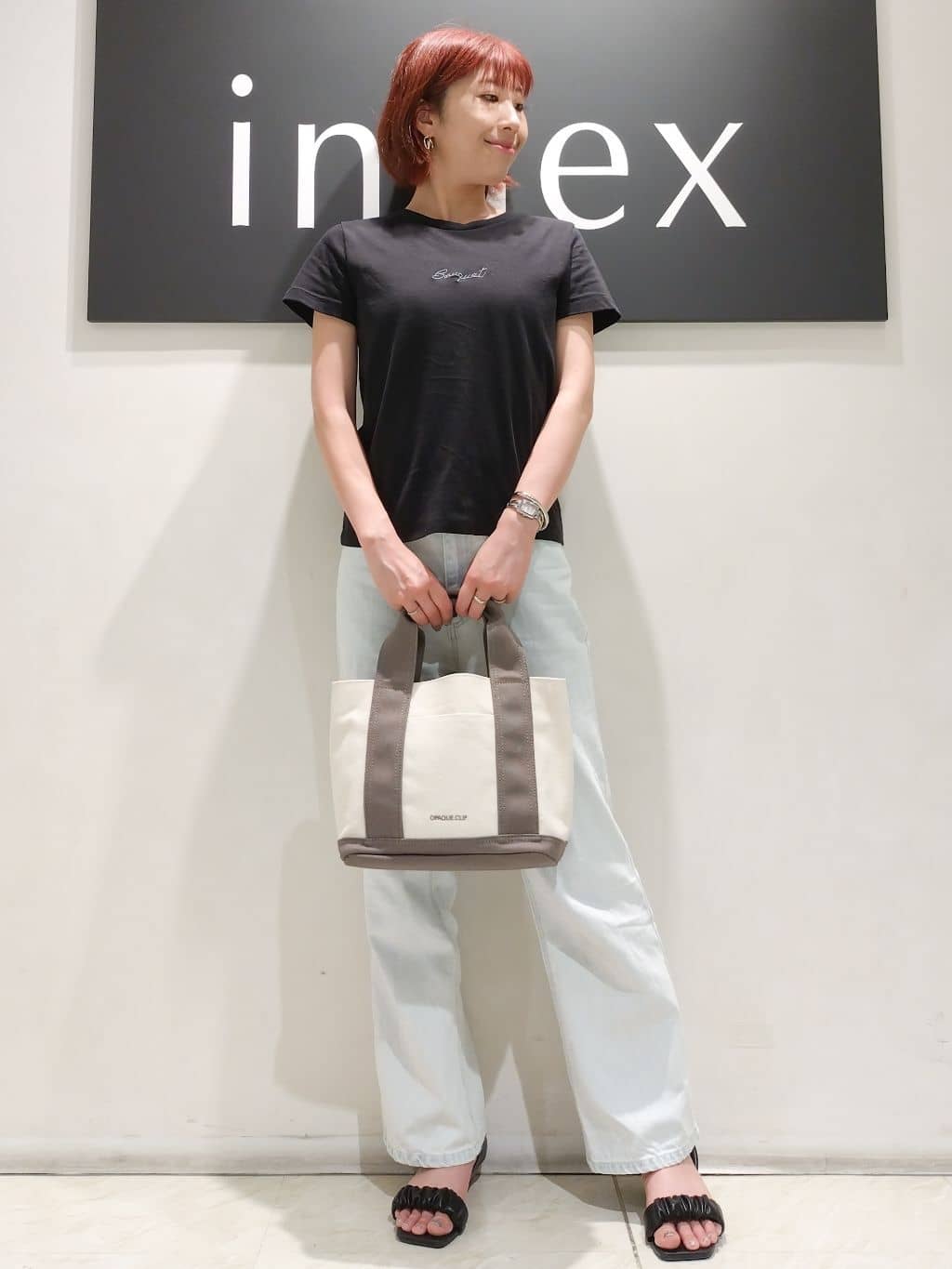 n.さんの「index｜◆ワンポイントロゴ刺繍Tシャツ【UV／接触冷感／洗濯機洗い可】」を使ったコーディネート
