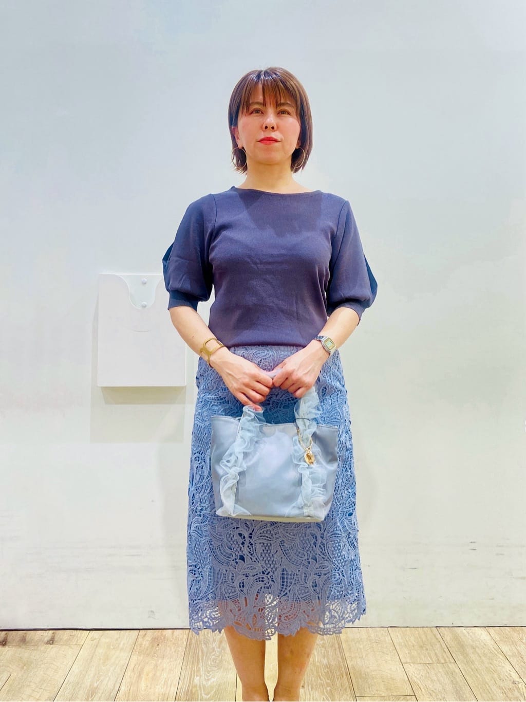 YUKOさんの「index｜《6色展開／XS-LLサイズ》ドライタッチ デザインスリーブニット【洗濯機洗い可／接触冷感／抗ピル】」を使ったコーディネート