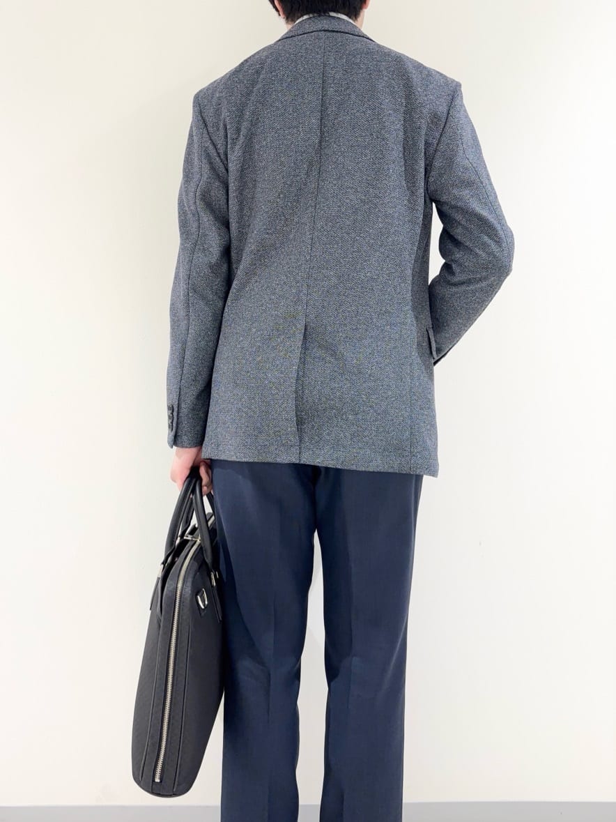 及川さんの「TAKEO KIKUCHI｜コインローファー」を使ったコーディネート