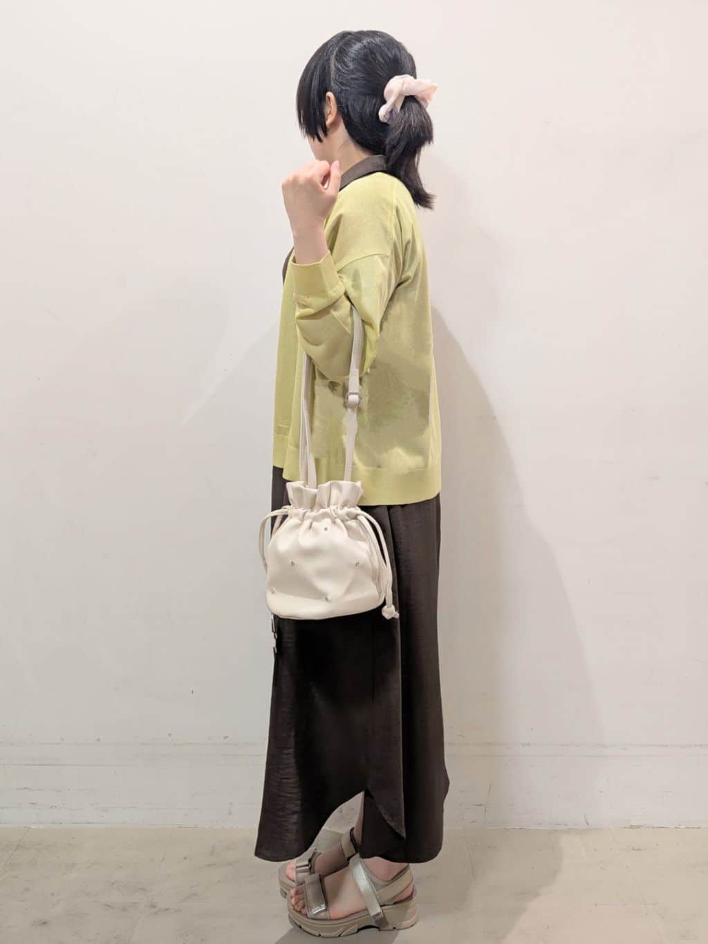 たぼく。さんの「SHOO･LA･RUE｜◆【洗える/S-LL】ナチュラル感が上品 サッと羽織れるカーディガン」を使ったコーディネート